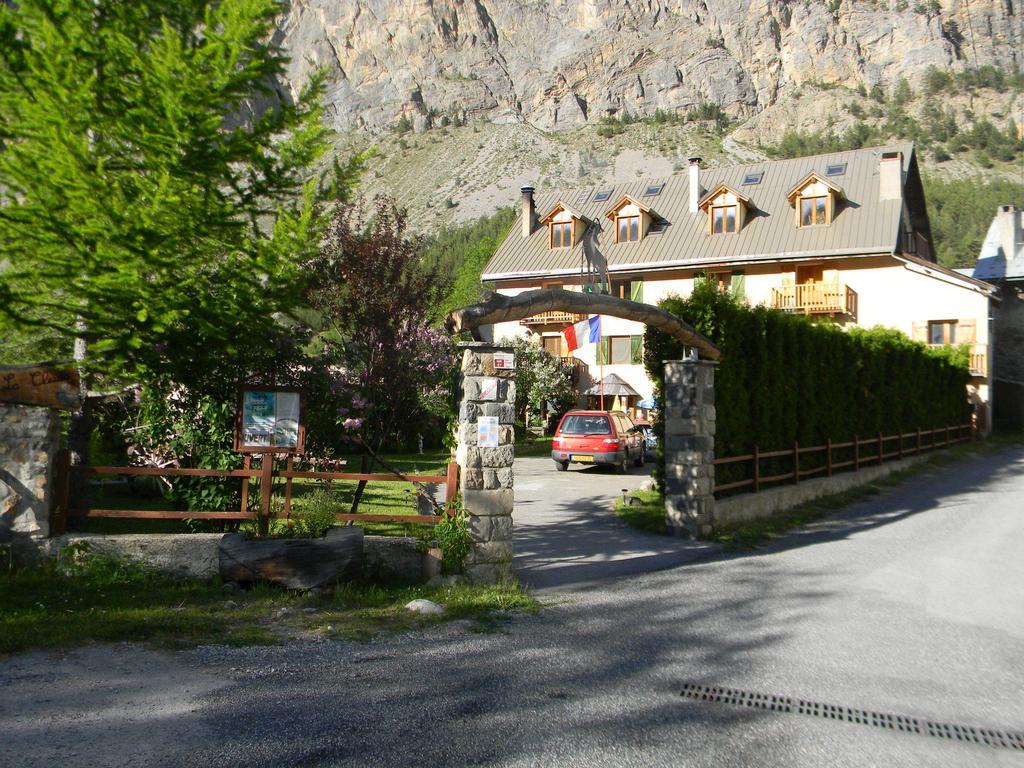 Auberge La Cleida Nevache Exterior photo